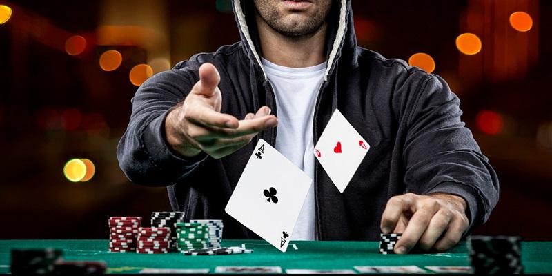 Nhập Môn Bài Poker VIPwin Săn Thưởng Lớn